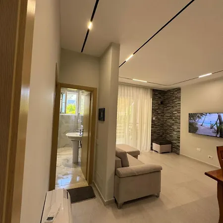 Solar Private Garden Lura 2 Gjiri I Lalezit * Plazhi San Pietro