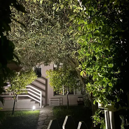 Solar Private Garden Lura 2 Gjiri I Lalezit Holiday home Plazhi San Pietro