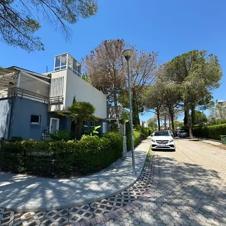 Solar Private Garden Lura 2 Gjiri I Lalezit Plazhi San Pietro
